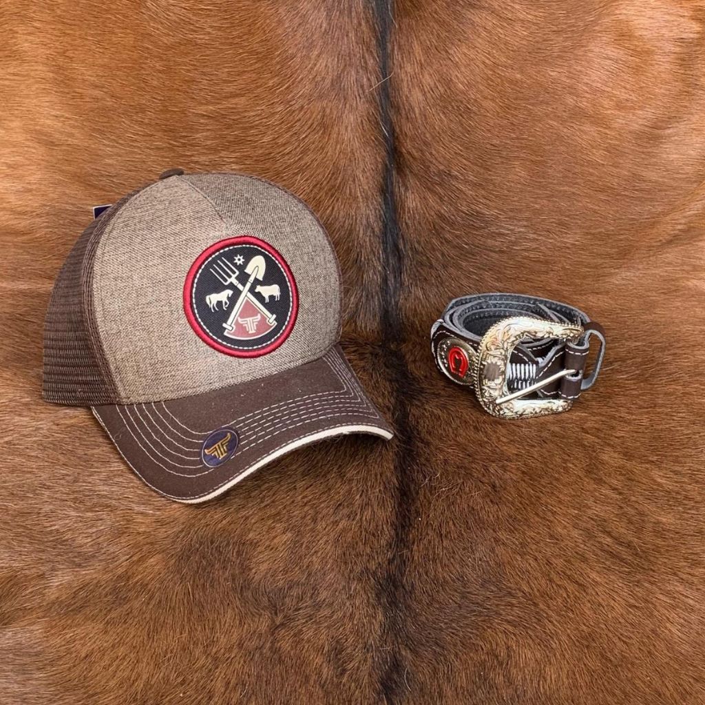 Boné Farm Bulls com Cinto Country de Peão em Couro Legítimo!