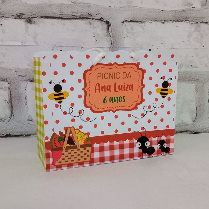 Sacola Surpresa Personalizada Festa Infantil | Lembrancinha Aniversário | Qualquer Tema com Nome e Idade