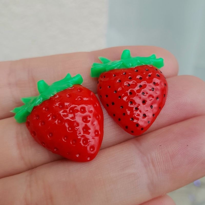Morango Aplique Fofo Artesanato em Biscuit 3cmx2cm com 10 peças Customização sortidos