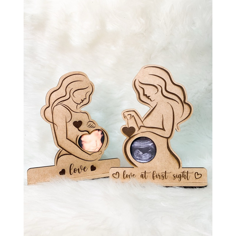 Porta Ultrassom de Madeira – Suporte para Exibir o Amor pela Maternidade!