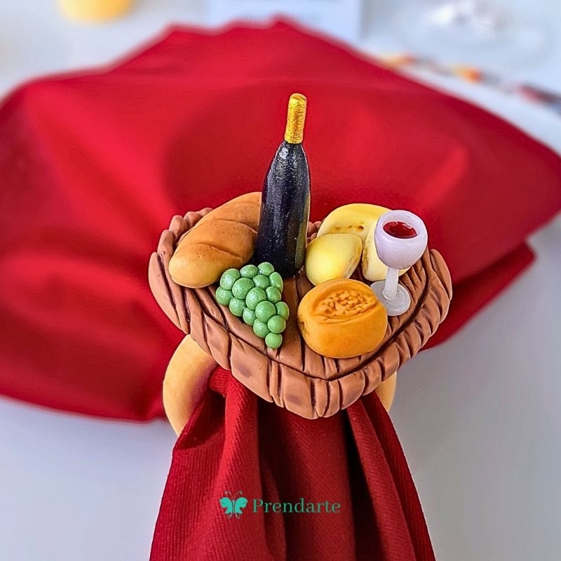 Porta Guardanapo de Biscuit Tema Queijos e Vinhos com Argola de Madeira Mesa Posta Bandeja de Frios