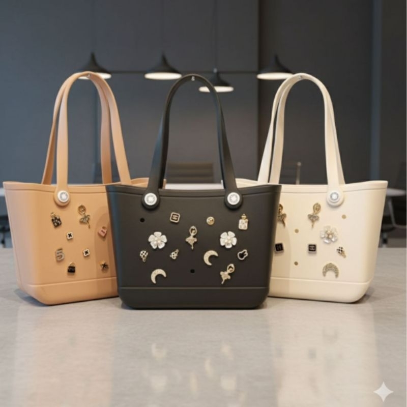 Bolsa Media Nova com Pingentes estilo Tote de E.V.A acompanha 10 pingentes fofo inusitado praia e para o dia a dia