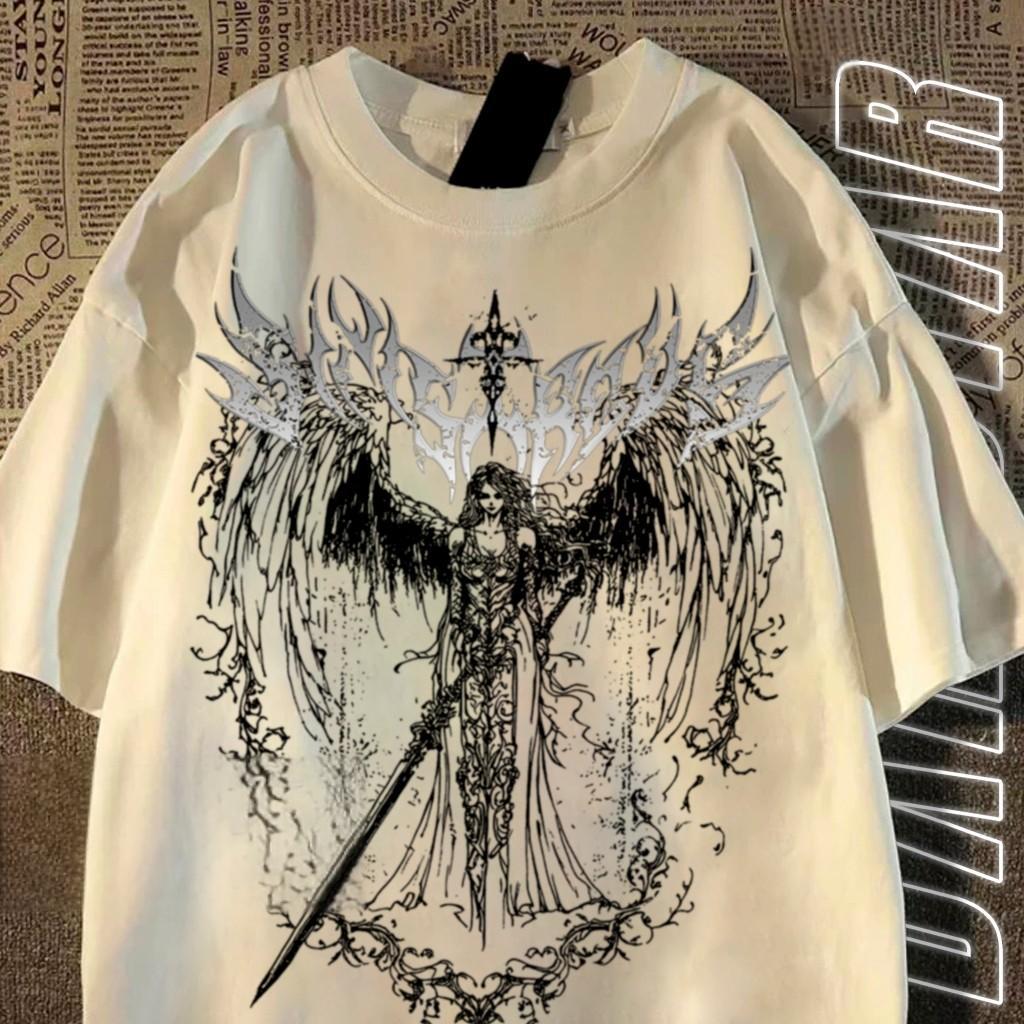 Camiseta  "Goth Brightness" Premium 100% algodão, gola redonda, tamanho grande em Oferta na Shopee