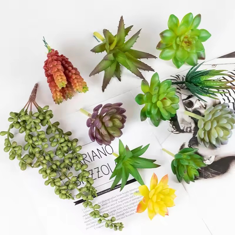 3 a 12 PCS Mini Suculentas Realistas Artificiais SORTIDAS Estilos Cores Misturados - Pequena em Oferta na Shopee