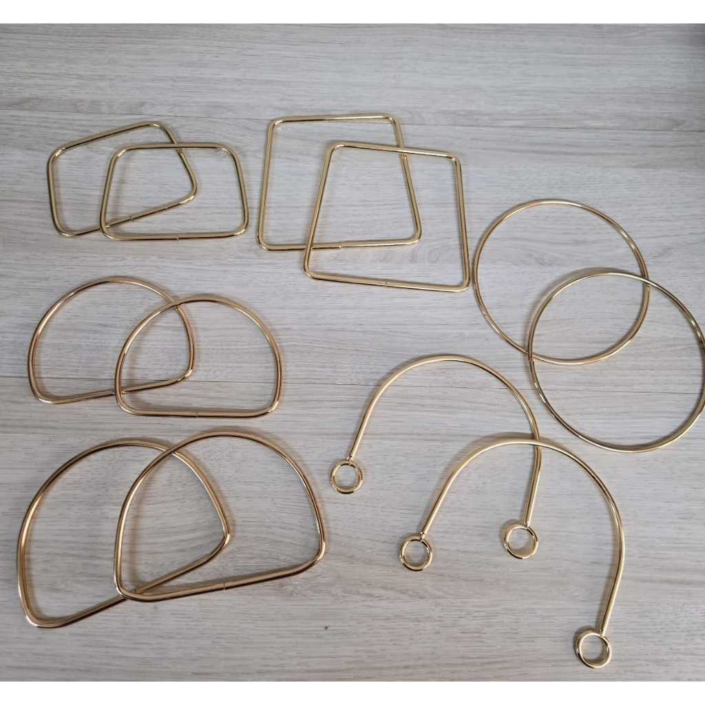 Par de Alça de Metal dourada para bolsas