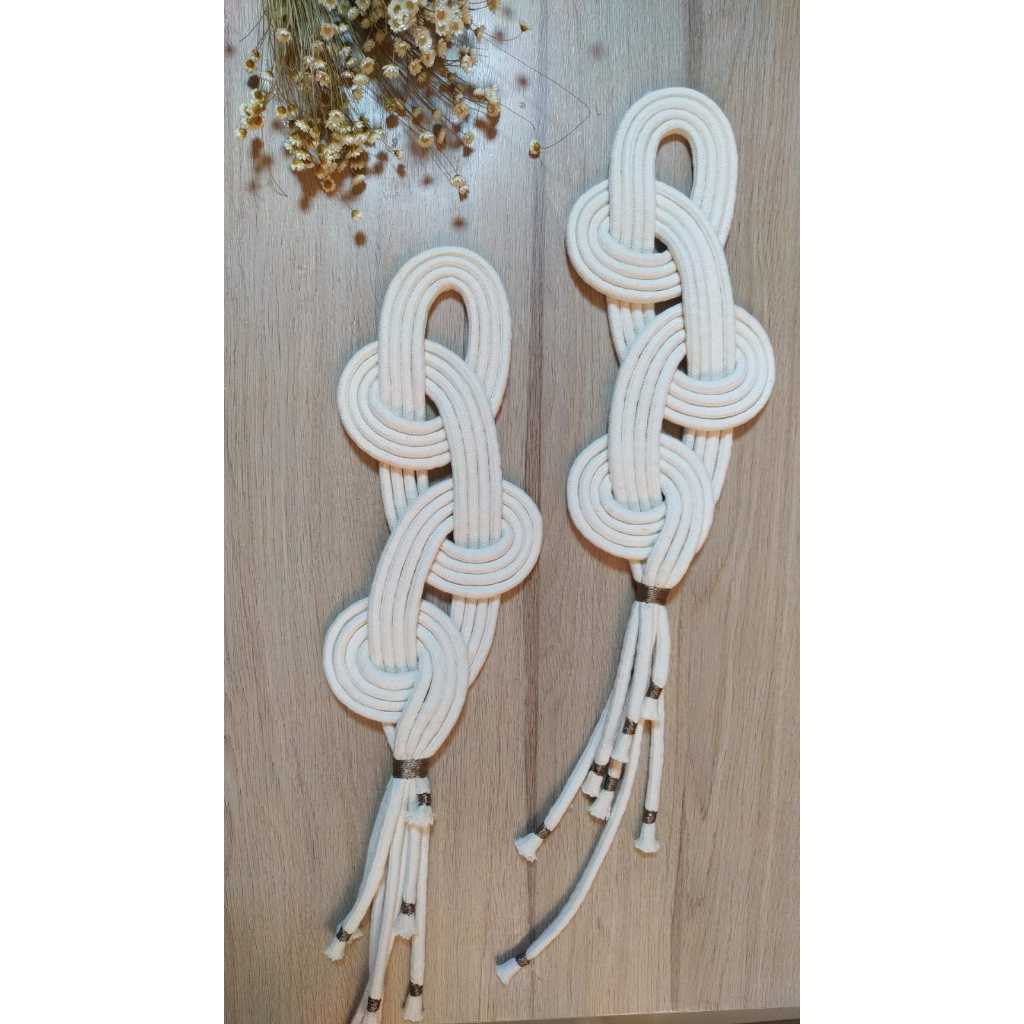 ADORNO/ COLAR / PAINEL DE PAREDE E PORTA EM MACRAMÊ DECORAÇÃO - 50cm