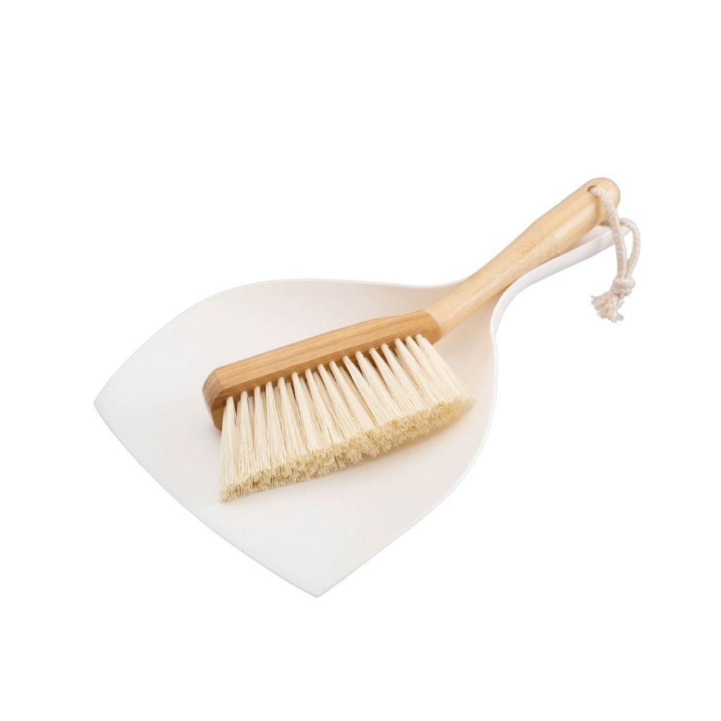 Kit Escova de Bambu e Pá de Plástico 2 Peças Sustentável Oikos