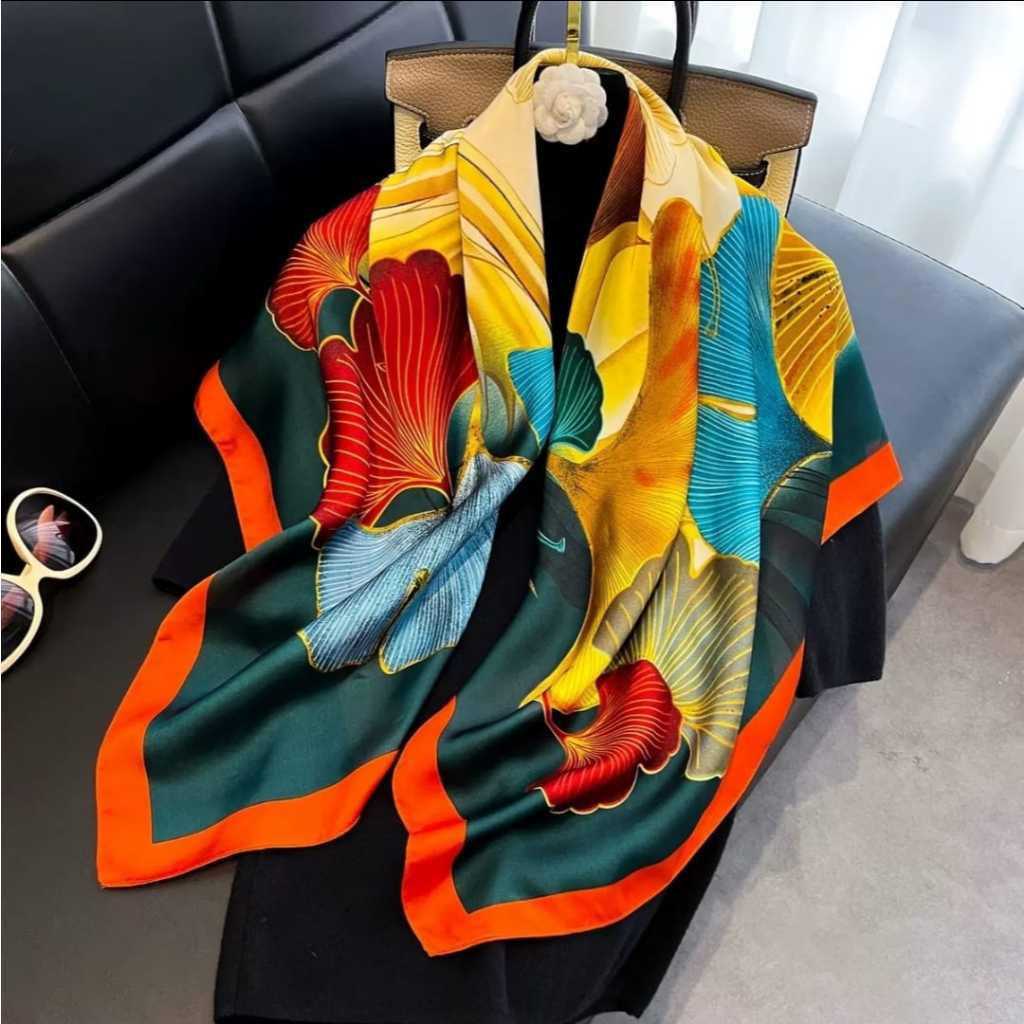 Lenço de Cetim Feminino 90x90 / Echarpe/ Acessório de Cabelo, Pescoço ou Bolsa /Toque Macio e Elegante