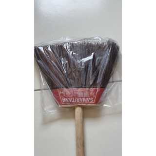 Vassoura Samaritana Limpeza Pesada Cerdas Resistentes Cabo Madeira em Oferta na Shopee