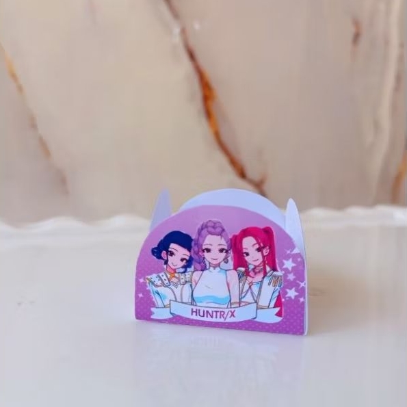 FORMINHA PARA DOCE E BRIGADEIRO DAS GUEREIRAS DO K-POP/ HUNTRIX - FESTA MENINA - ANIVERSÁRIO - LEMBRASINHA PERSONALIZADA