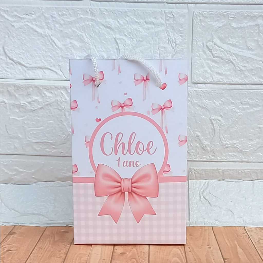 Sacolinha Personalizada (P) LAÇOS ROSA Lembrancinha Festa Infantil - PEGUE E MONTE em Oferta na Shopee