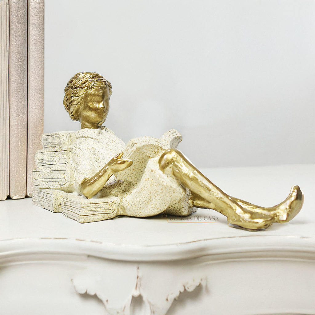 Escultura Decorativa Criança Leitora – Decoração de Sala Luxo Criativa para Apaixonados por Livros