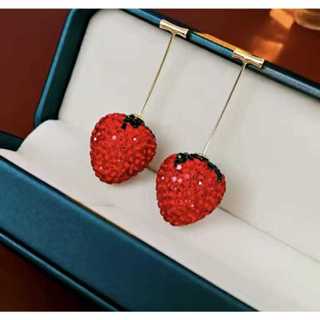 Brinco Festa Morango Com Strass E Base Dourada em Oferta na Shopee