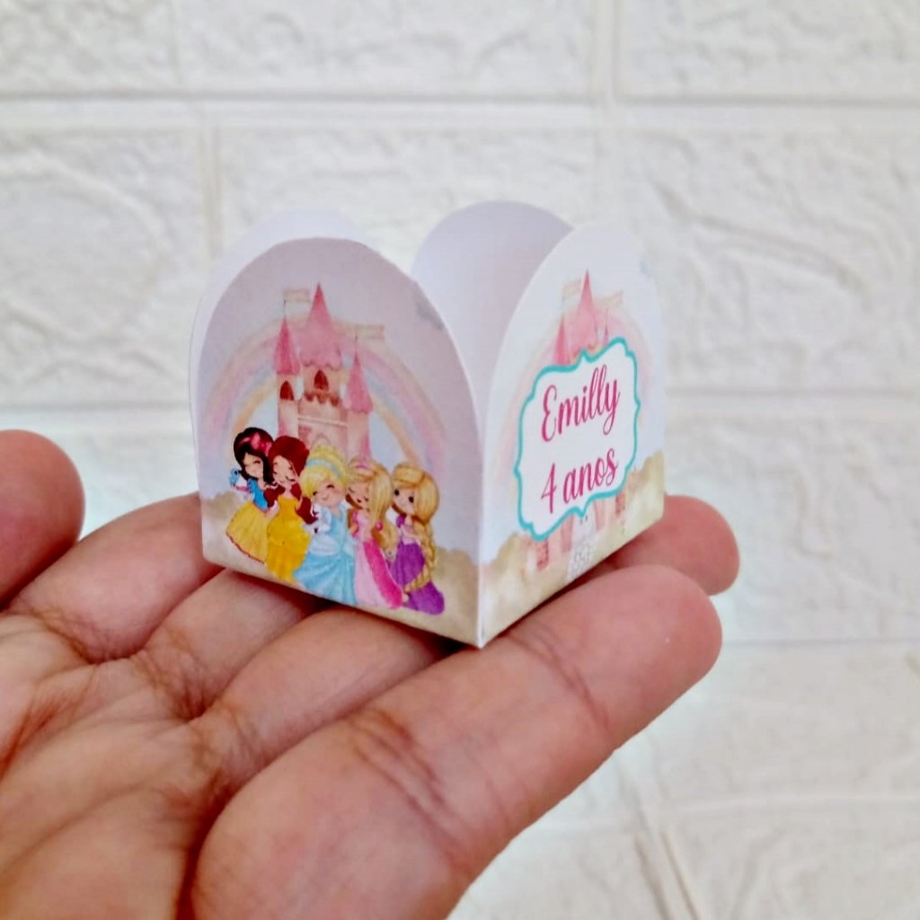 Forminha para Doces Brigadeiro Personalizada Realeza Festa Princesa Lembrancinha