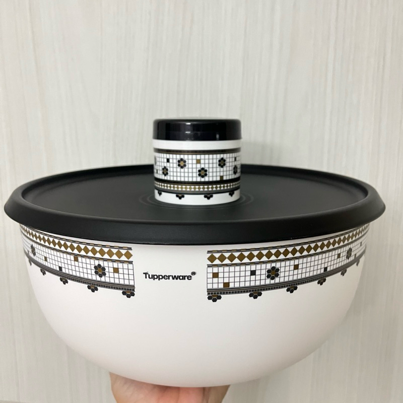 Tupperware Conjunto Tigela Toque Mágico 4,3 Litros + Saleiro de Mesa - Linha Ladrilhos