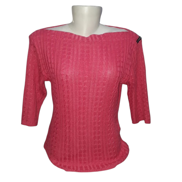 Blusa feminina confeccionada em tricô rosa manga 3/4 tamanho G