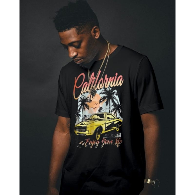 Camiseta Masculina California Retrô – Estampa Carro Vintage e Praia | Moda Casual Algodão