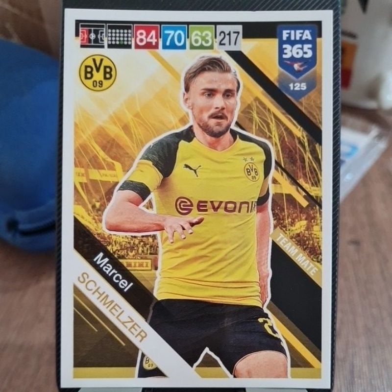Card 125 - Marcel Schmelzer, BORUSSIA DORTMUND, Panini Adrenalyn XL FIFA 365 2019