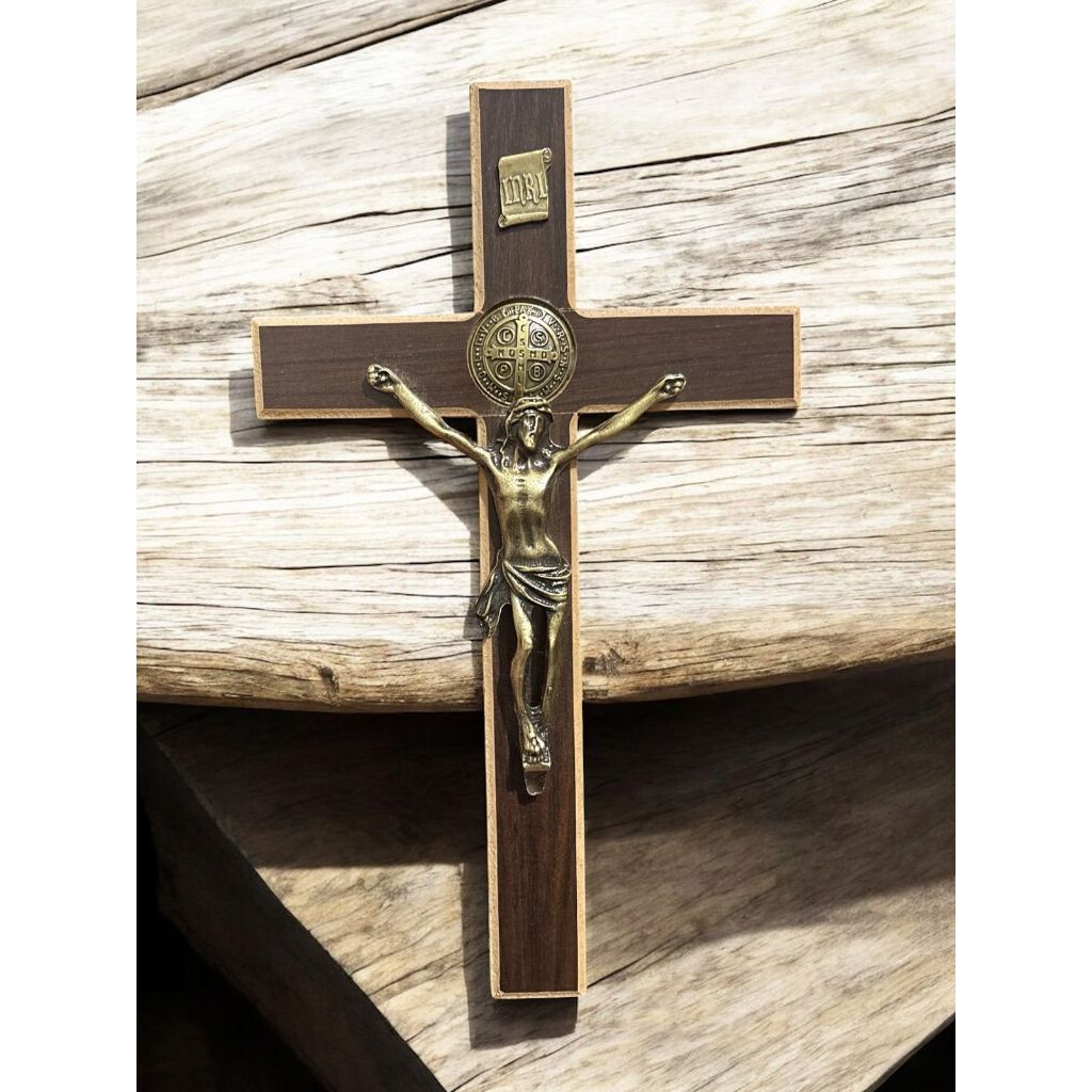 Cruz Crucifixo Parede Em Madeira Metal 23 Cm em Oferta na Shopee