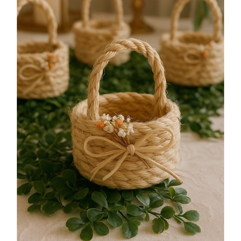 Mini Cesta de sisal para lembrancinhas e presentes