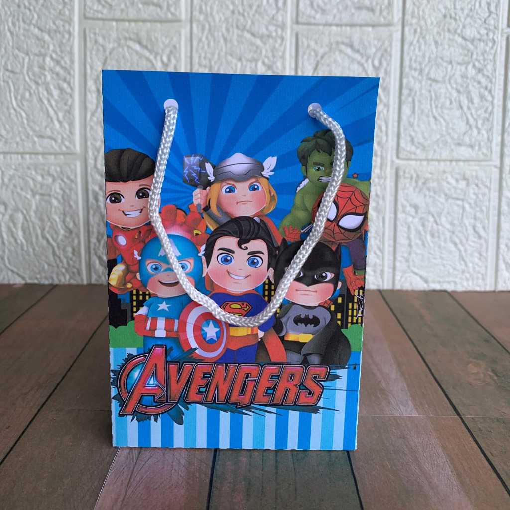 Sacolinha Surpresa Personalizada Lembrancinha Vingadores Avengers PEGUE E MONTE