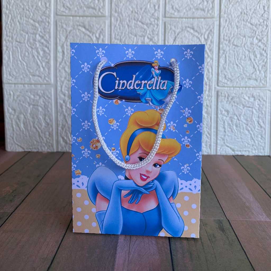 Sacolinha Surpresa Personalizada Lembrancinha Princesa Cinderela PEGUE E MONTE