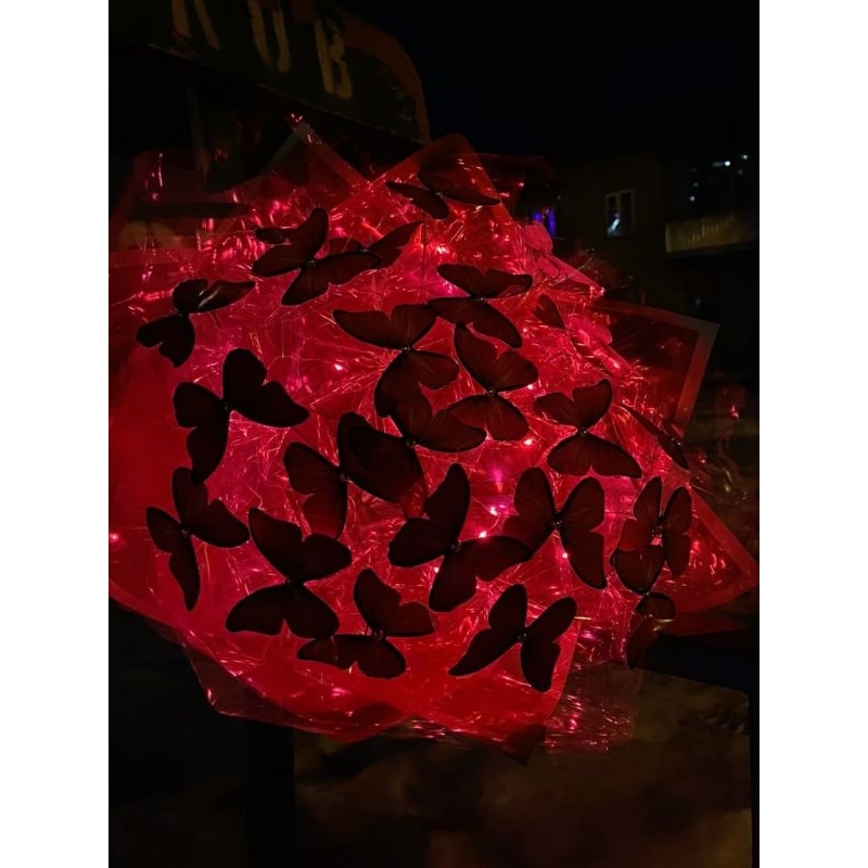 Buquê Borboleta Vermelho: Onde Comprar | BuscaProdutos