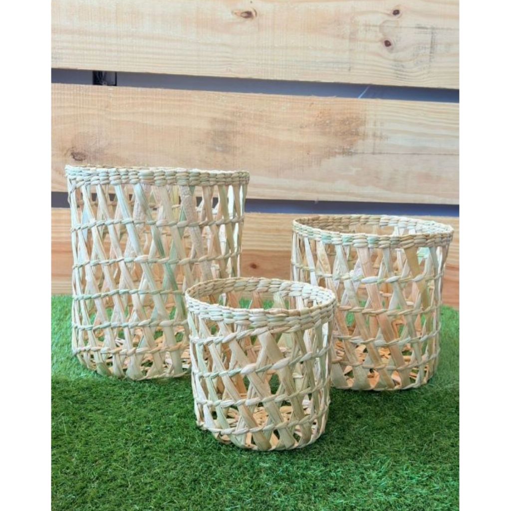 Kit 3 Cachepot Vazada e Pendente de palha de taboa em Oferta na Shopee