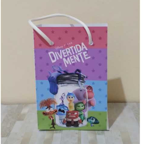 Sacolinhas Surpresas e Lembrancinhas Personalizadas  Tema: DIVERTIDAMENTE - PEGUE & MONTE.