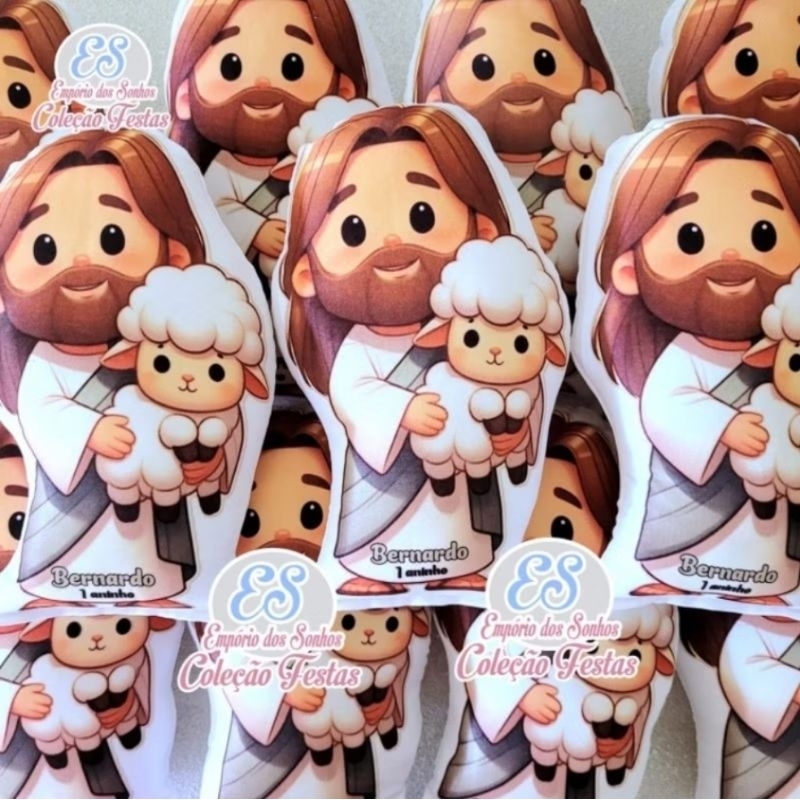 Almofada 20cm Jesus o Bom Pastor Jesus com ovelhinha personalizada para batizado primeira comunhão aniversario Páscoa