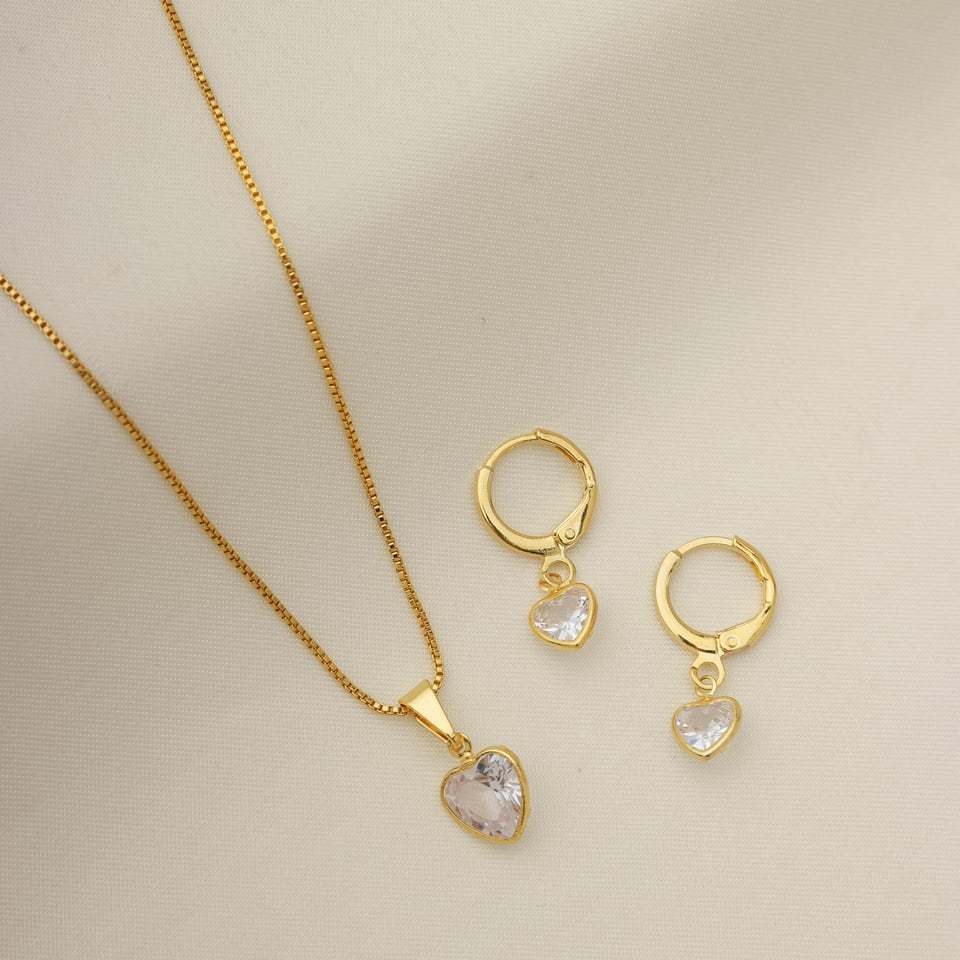 Conjunto Feminino Colar e Brincos Coração Zircônia Tradicional Semijoia Banhada a Ouro 18k