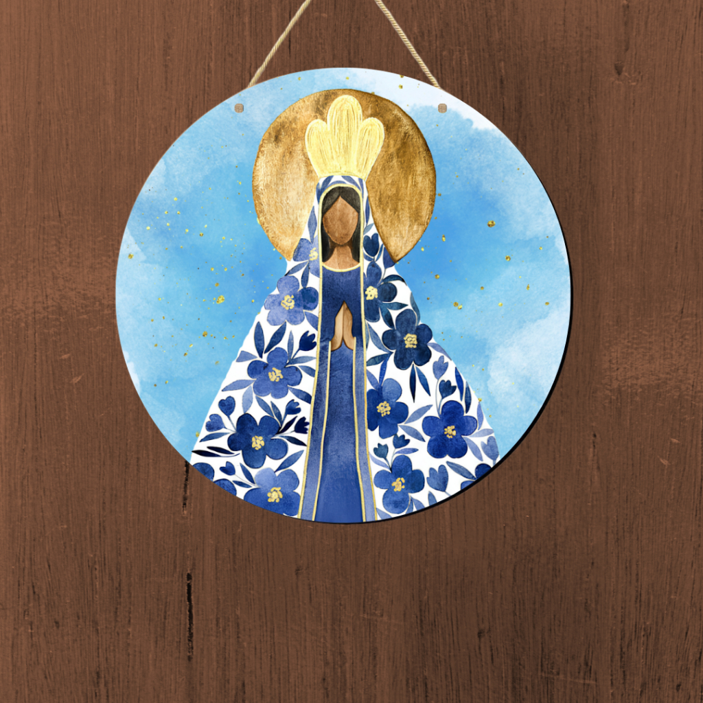 Placa Decorativa Nossa Senhora Aparecida em MDF – Quadro Religioso Católico, Fé, Proteção e Devoção
