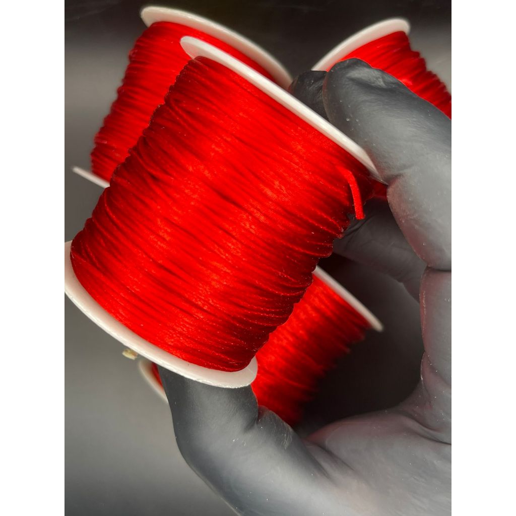 20 mts de fio de cetim rabo de rato na cor vermelha 1mm escolha na variacao a quantidade 10/20 mts em Oferta na Shopee