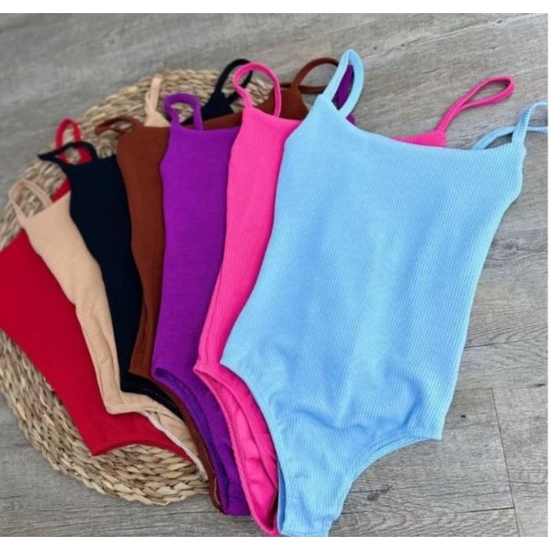 body regata decote reto alcinha fina com forro duplo firma bem o busto tecido canelado anaruga