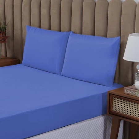 Kit Jogo Lençol forro De Cama casal Padrão  3 Peças Lisos Com Elástico 200 fios Oferta