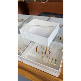 Caixa MDF 20x25x8cm. - Gravação a Laser Aplique dourado,prata, rose. cores branco e preto. em Oferta na Shopee