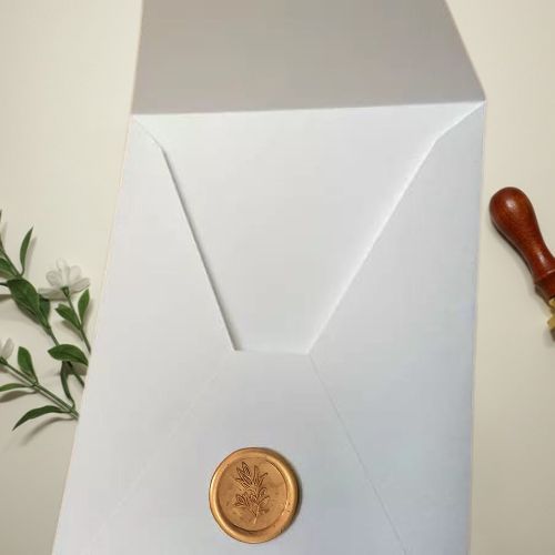 Envelope Vertical com Lacre de Cera para Convite de Casamento 16x22 | Modelo Bico