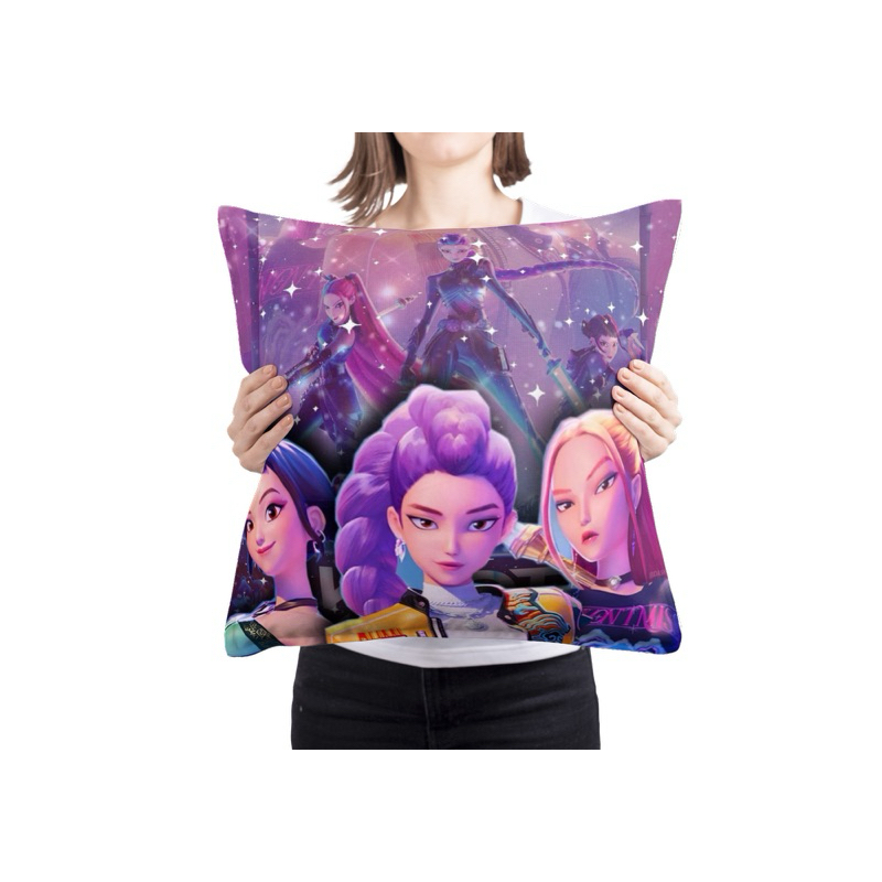 Almofada Decorativa Guerreiras do K-POP Personalizamos com seu nome. em Oferta na Shopee