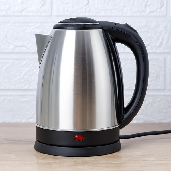 Chaleira Elétrica Automática 1,8 Litros Inox 220V ou 110V – Base 360° e Luz Indicadora, 1500W e Desligamento Automático