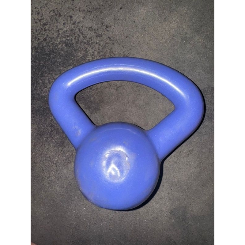 Ketllebell emborrachado roxo leve defeito 6kg