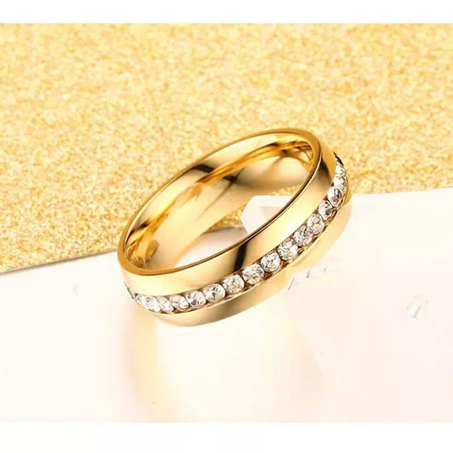 Aliança anel zirconia strass com pedras brilhantes compromisso casamento noivado banhadas a ouro 18k