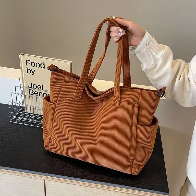 Bolsa Feminina Veludo Grande Excelente Material Moda(6272) em Oferta na Shopee