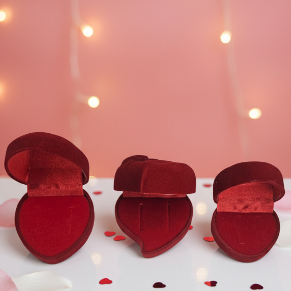 Kit 10 Caixinhas Porta-Joia de Veludo Vermelho Luxo - Ideal para Anel de Noivado e Presentes Especial