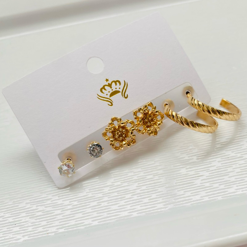 Cartela de Brincos – 3 Peças Dourado e Prata – Flor ou Borboleta, Ponto de Luz e Argola
