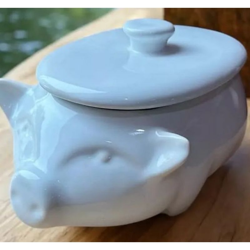 Sopeira tipo porco com tampa 1.5 ml branco caldo feijoada.