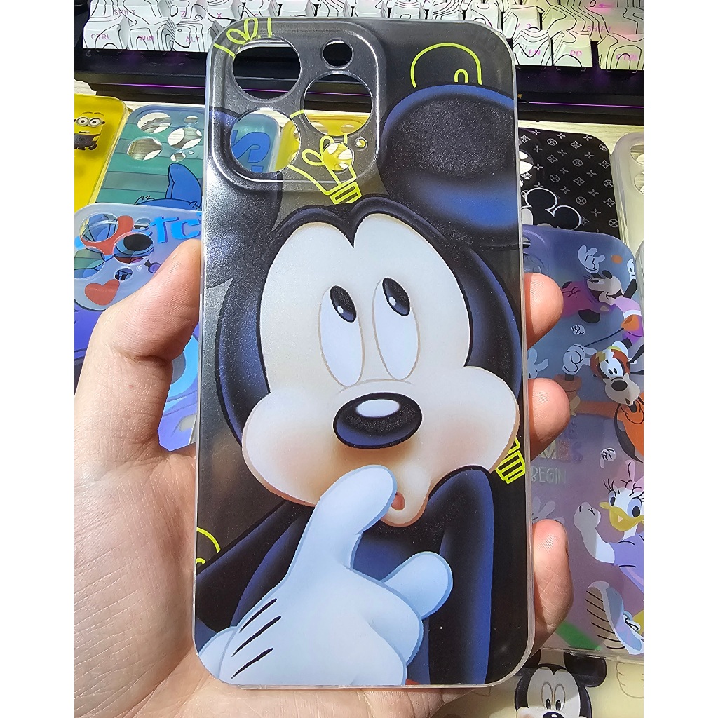 Capinha Fofa Mickey Minnie e +50 Desenhos Para Todos iPhone  Envio Aleatório de Estampas Lindas em Oferta na Shopee