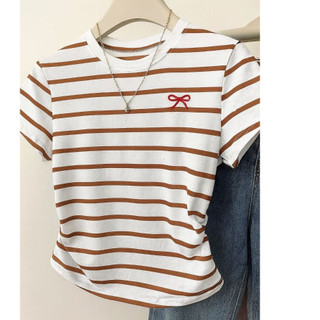 T-Shirt Feminina  100 % Algodão Gola  Alta Com Bordado