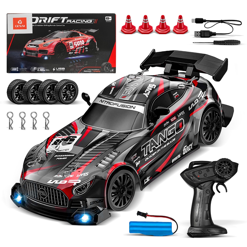 Carro Controle Remoto Drift Racing 1:24, 2.4GHz, Luzes LED, Pneus Substituíveis + Kit Cones e Bateria Recarregável