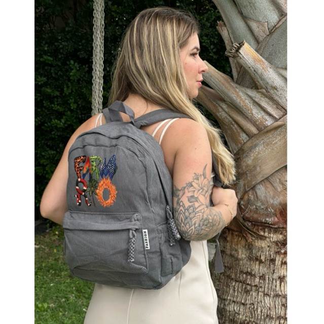 Mochila feminina tamanho G em veludo reforçada alça dupla grande capacidade  resistente em Oferta na Shopee