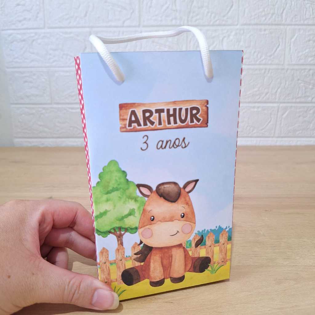 Sacolinha Personalizada Fazendinha Vermelha PEGUE E MONTE - Sacolinha Personalizada Suspresa - Lembrancinhas